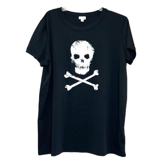 LuLaRoe black white skull print t-shirt short sleeves plus size 3X - Picture 1 of 7
